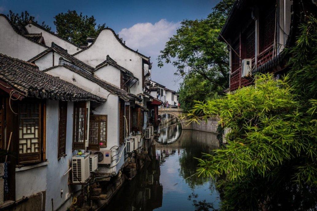 女管家逃脱记